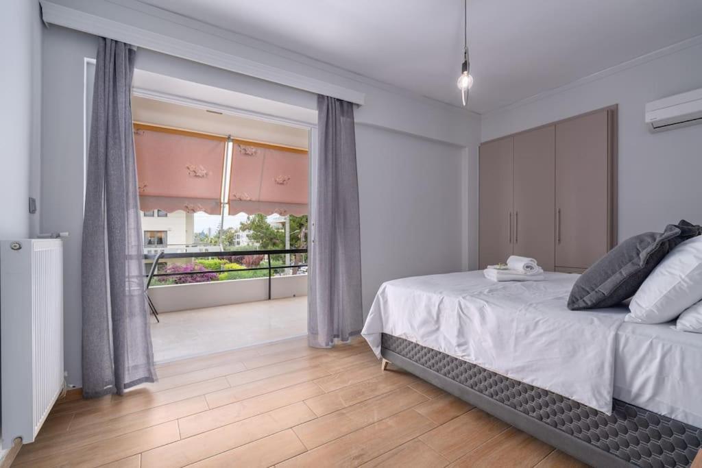 Peaceful 2 Bedroom In Glyfada Center Atény Exteriér fotografie